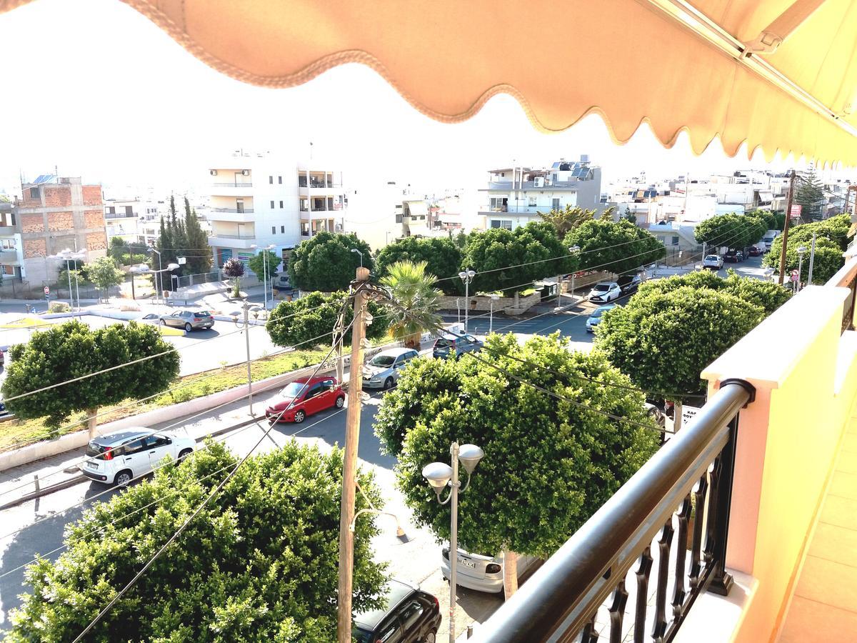 A Niko'S Place Heraklion Exteriör bild